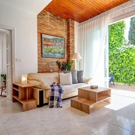 Vinyet Serenity By Hello Homes *