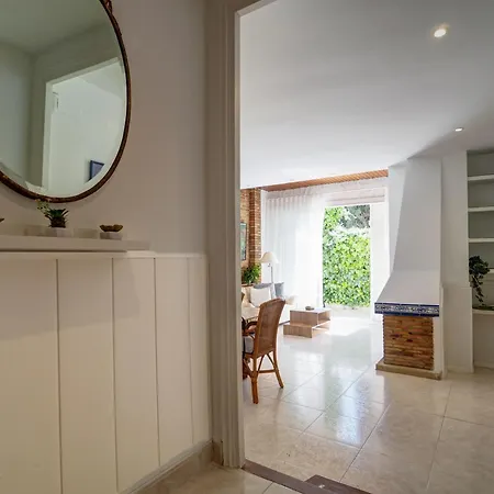 Vinyet Serenity By Hello Homes *