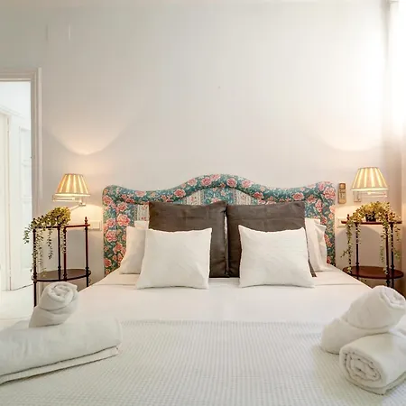 Vinyet Serenity By Hello Homes *